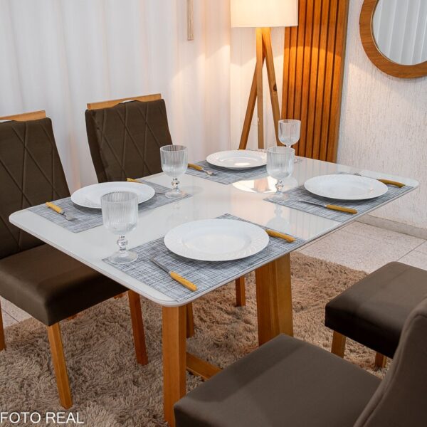 Mesa de Jantar Pedro 120x80 Vidro Off/Base Madeira + 4 Cad. Lisboa Veludo Marrom 509 Madeira Art Assento - Entregue Montada